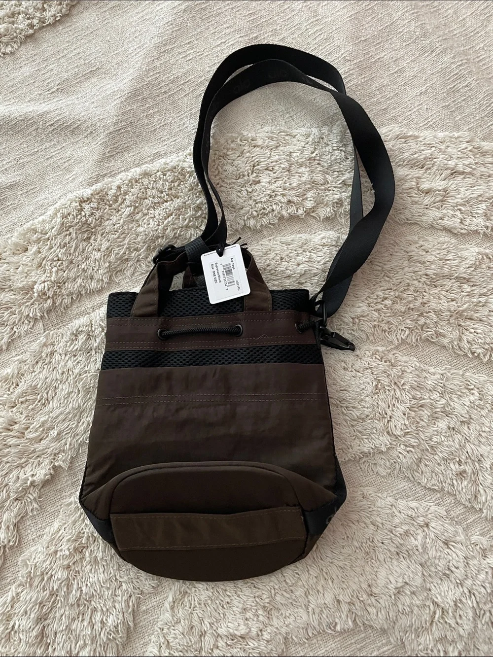 NWT Alo yoga espresso black bucket bag crossbody brown authentic